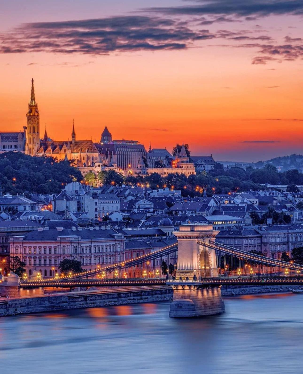 Premium Apartment By The Danube With Ac Budapest Bagian luar foto